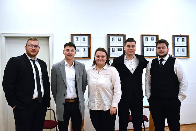 Téli záróvizsgák az EJF-en.