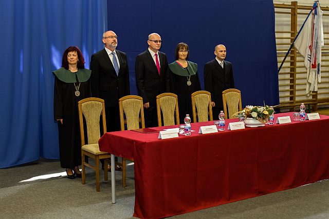 Az Eötvös József Főiskola elnöksége a tanévnyitó ünnepségen.
