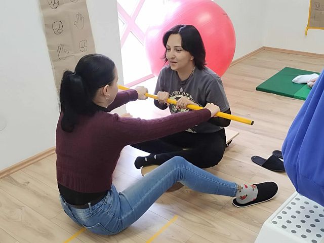 Rendhagyó órán vettek részt a csecsemő- és kisgyermeknevelő szakos hallgatók.