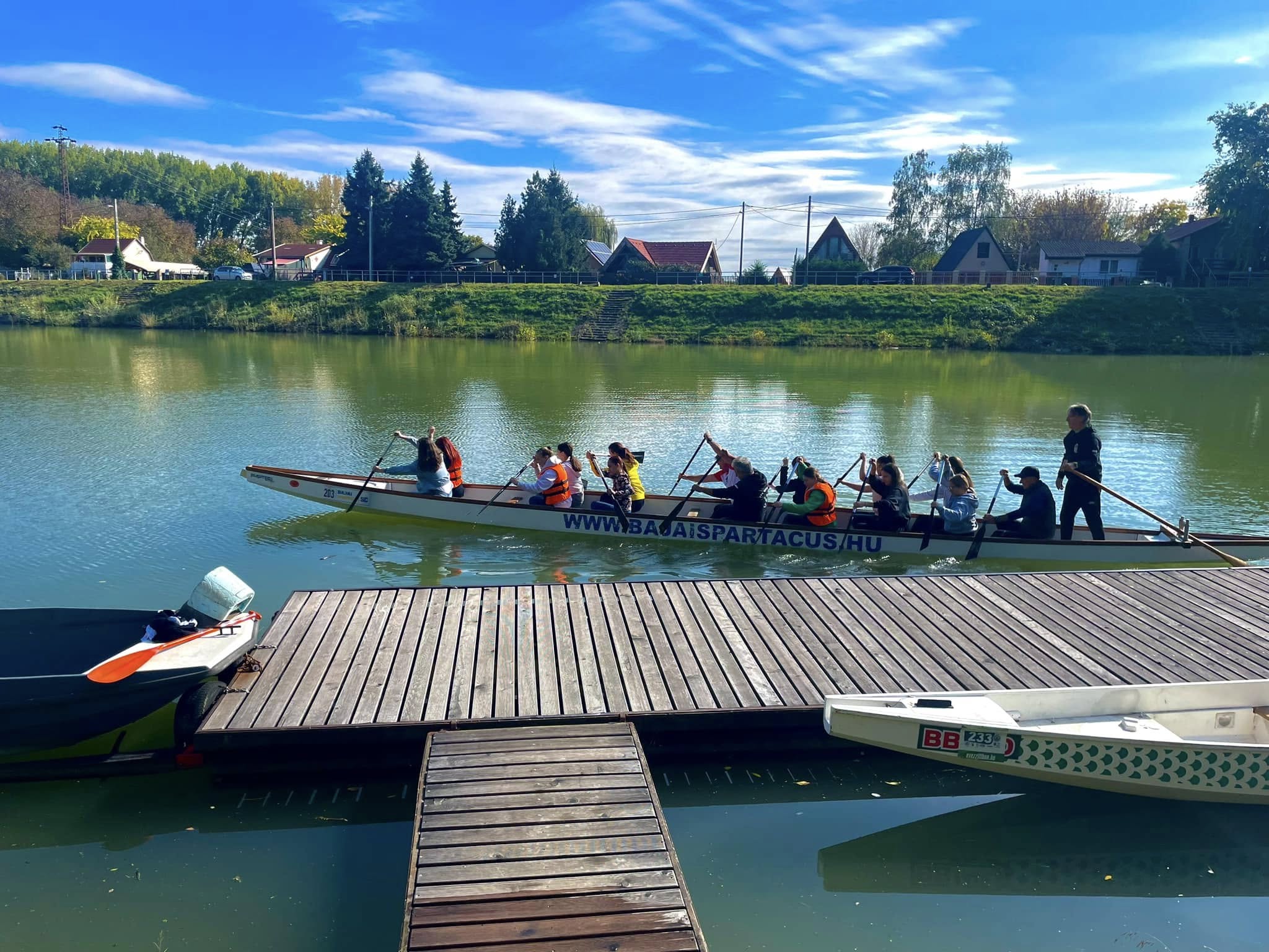 Sárkányhajózás a Sugovicán