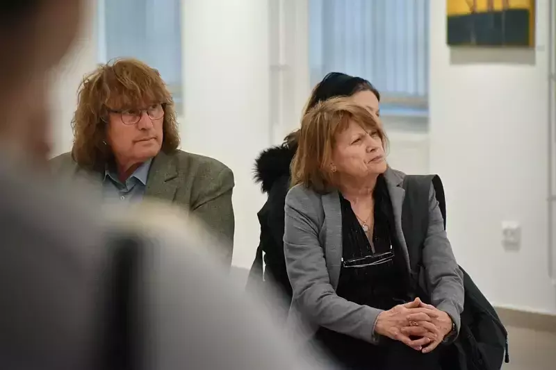 Finisszázs a Kortárs Galériában