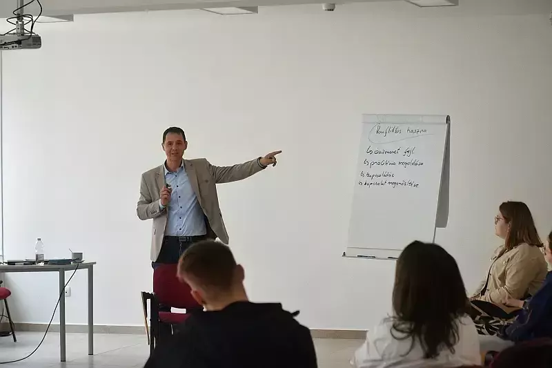 Kommunikációs workshop tanító szakos hallgatóknak