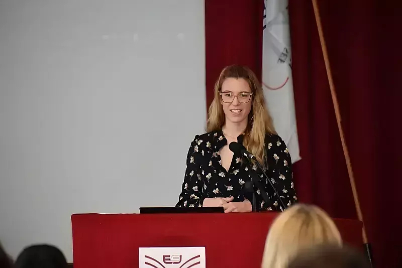 Házi TDK konferencia.