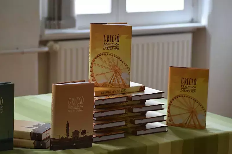 Megtelt a főiskola nagyelőadója Grecsó Krisztián előadására