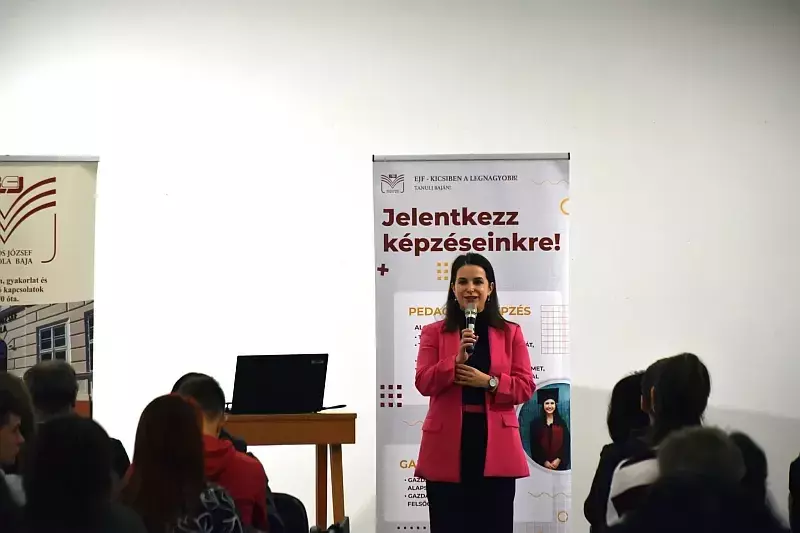 Kapunyitás a főiskolán: Nyílt nap a felvételizőknek