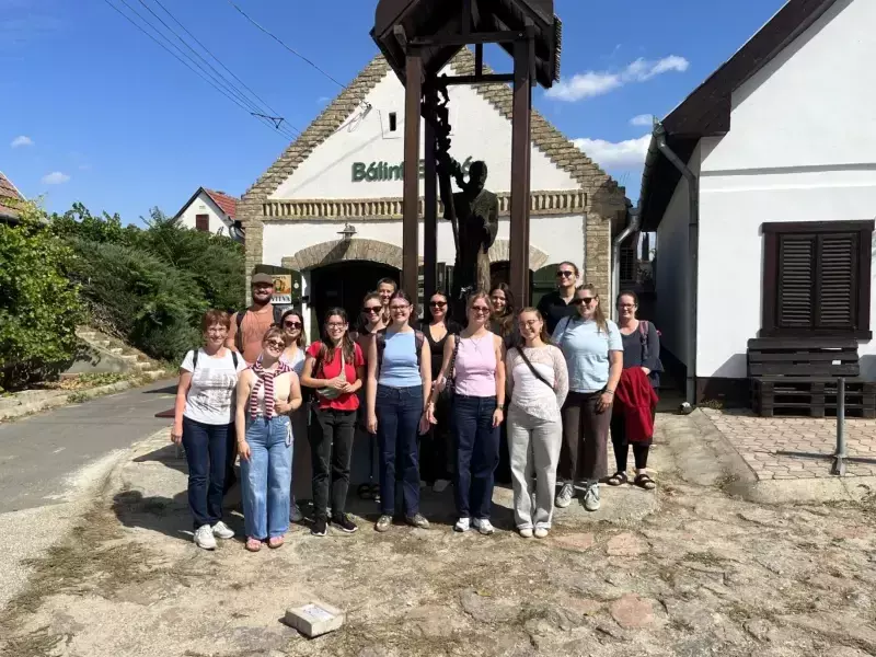 Az Erfurti Egyetem hallgatói Baján.