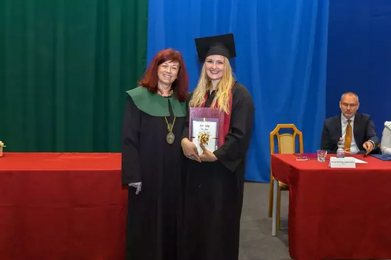 2025. évi nyári diplomaátadó ünnepség az EJF-en