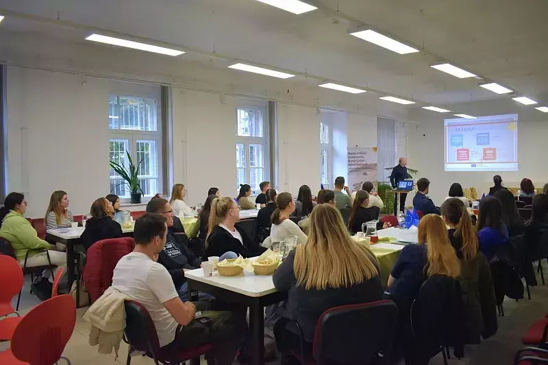 Nemzetközi est az Erasmus+ program jegyében