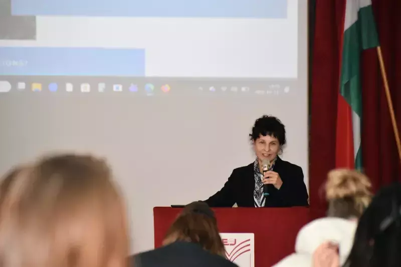 Sallee-Kereszturi Barbara humánökológus előadása az EJF-en